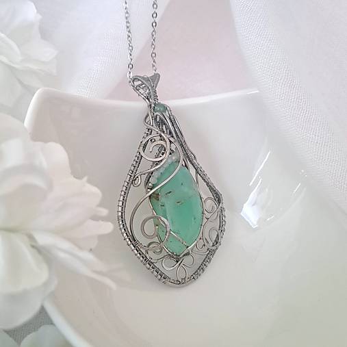 Náhrdelník chryzopras svetlý