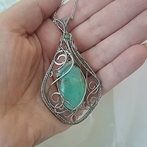 Náhrdelník chryzopras svetlý