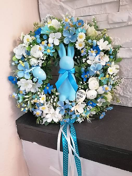 Dekorácie - Veľkonočny modry veniec so zajačikom 30cm - 18254720_