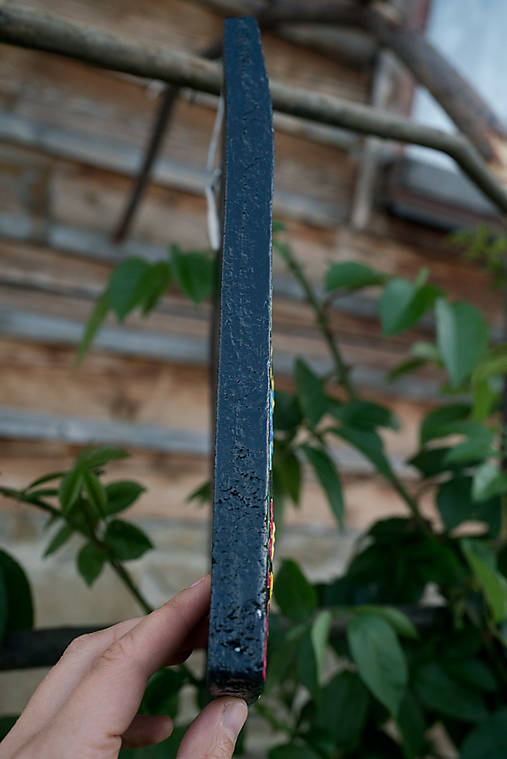 Ručne maľované zrkadlo z papier-mâché s kvetmi | farebný folk dekor