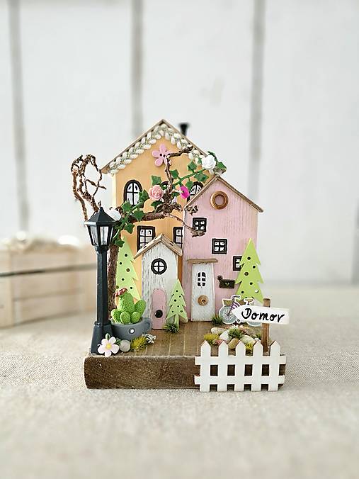 Dekorácie - Domček ,,Domov IV,, - 18255953_