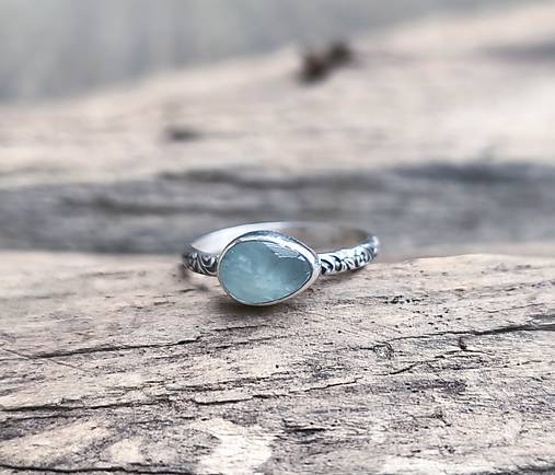 Strieborný Prsteň s Akvamarínom