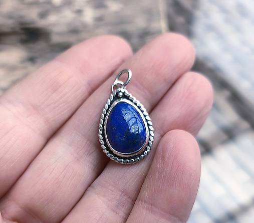 Strieborný Prívesok s Lapisom Lazuli