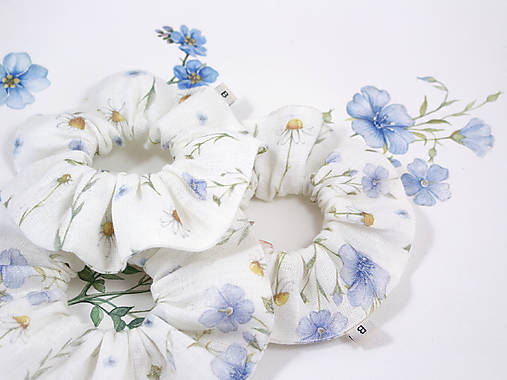 Kvetinová gumička pre jemné vlasy zo 100% ľanu