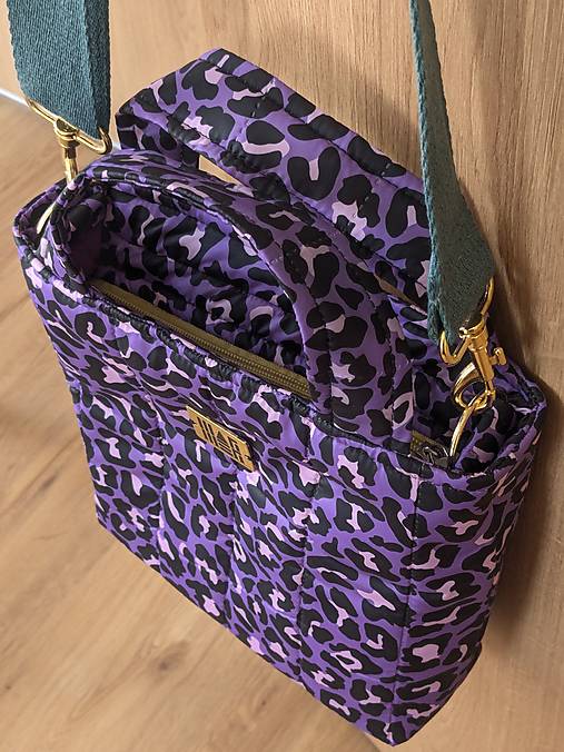 Kabelka  L I N A - fialový leopard