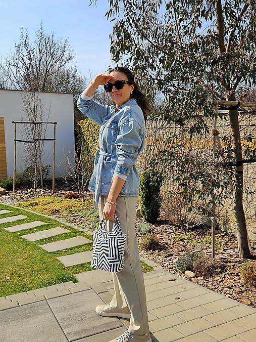 Kabelka  L I N A bielo-čierna