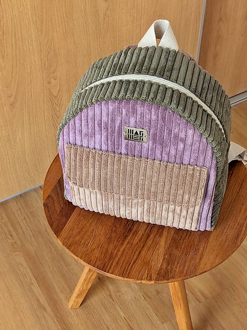 Menčestrový ruksak M O Y v zemitých farbách