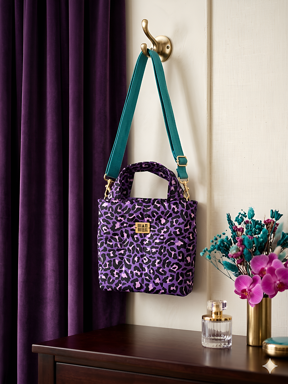Kabelka  L I N A - fialový leopard