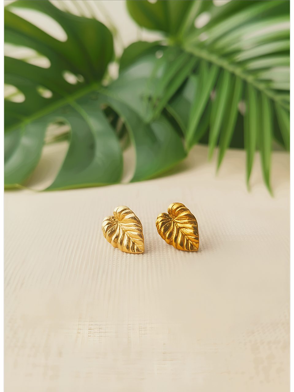 Puzetové náušnice Monstera