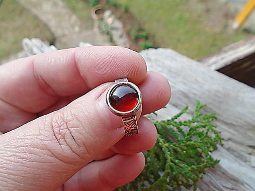 Strieborny prsteň Ag 925 Granát