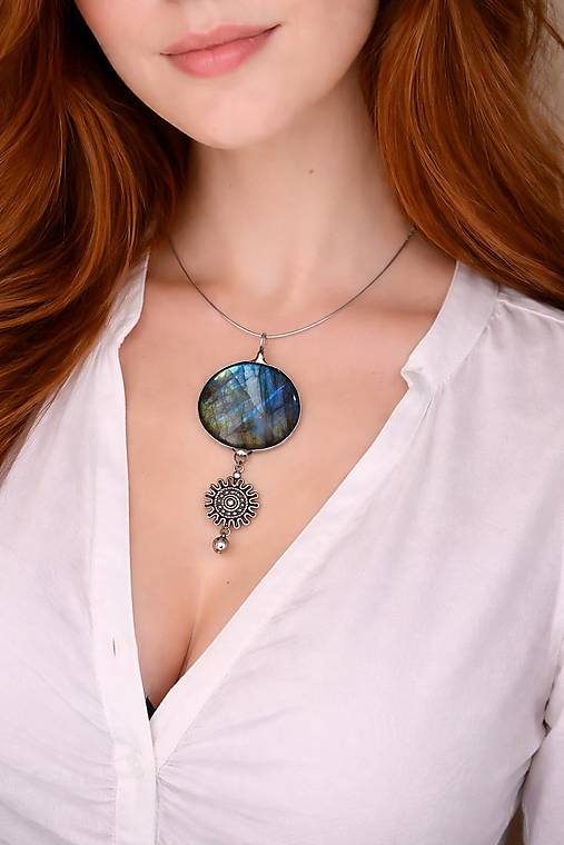 Náhrdelníky - Strážkyňa svetla - 18262861_