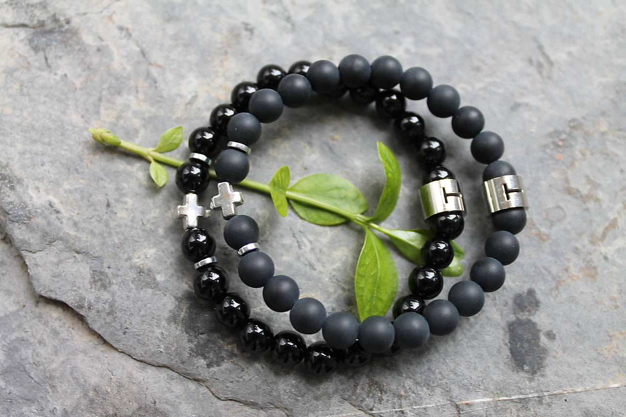 Prvé príjímanie _náramok s krížikom a iniciálkou