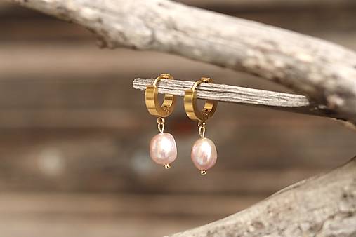 Perlové náušnice pink