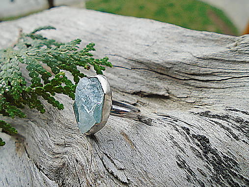 Strieborny prsteň Ag925 Akvamarín
