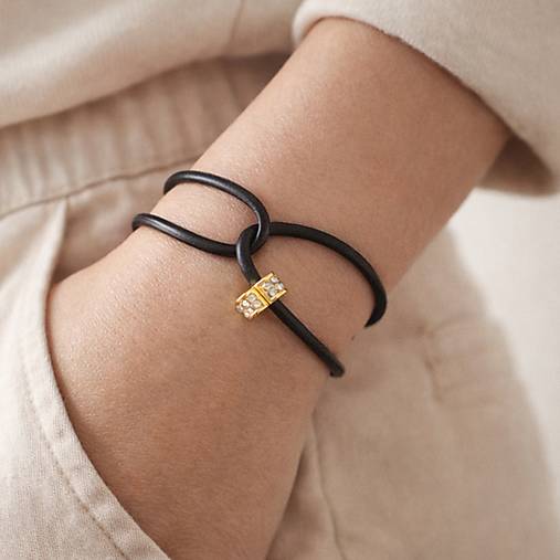 Náramok Infinity (S kamienkom)