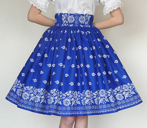 Sukne - Sukienka Bordúra Folk na modrej pás kvety - 18265397_