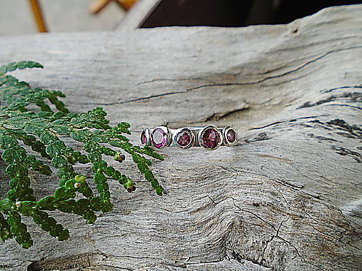 Strieborny prsteň Ag925 Turmalín - Rubelit