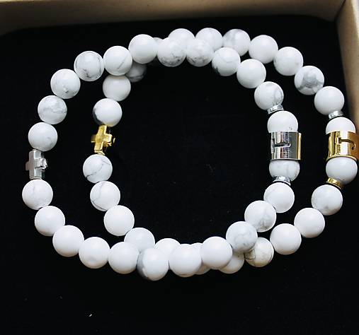 Prvé príjímanie _náramok s krížikom a iniciálkou