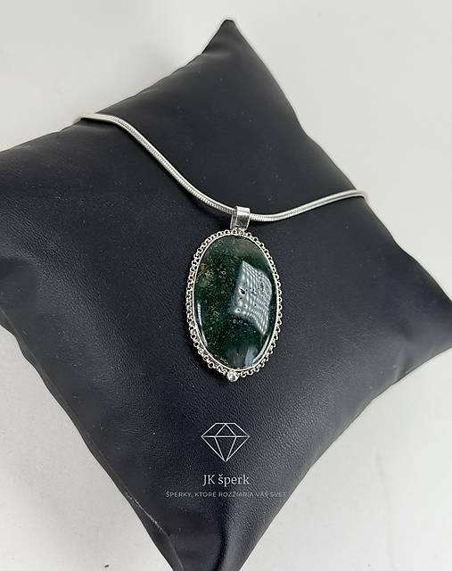 Strieborný 925/1000 prívesok s achátom