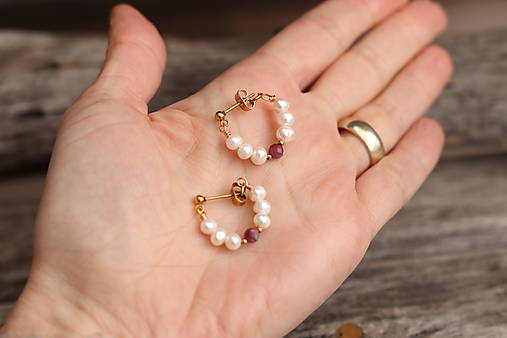 Napichovacie perlové náušnice