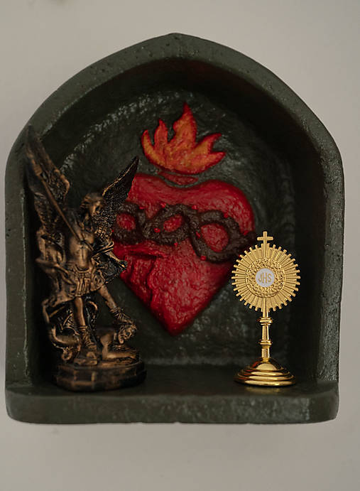 Polička na modlitbu – Najsvätejšie Srdce Ježišovo | ručne vyrobený mini oltár