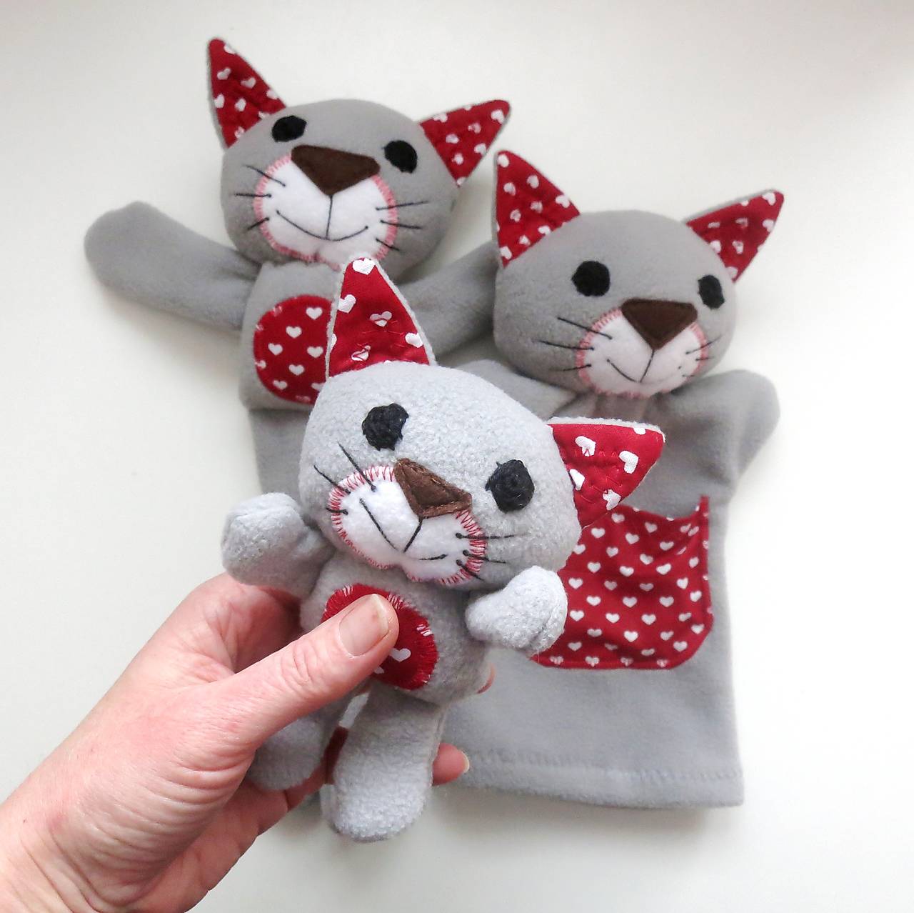 Maňuška mačka (Rodinka vonMňau zo Srdiečkovej doliny)