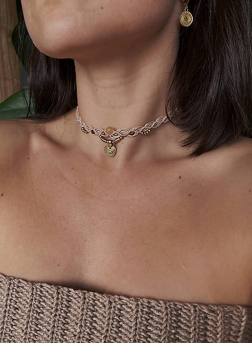 Náhrdelníky - Micro macramé choker - kremeň - 18271830_