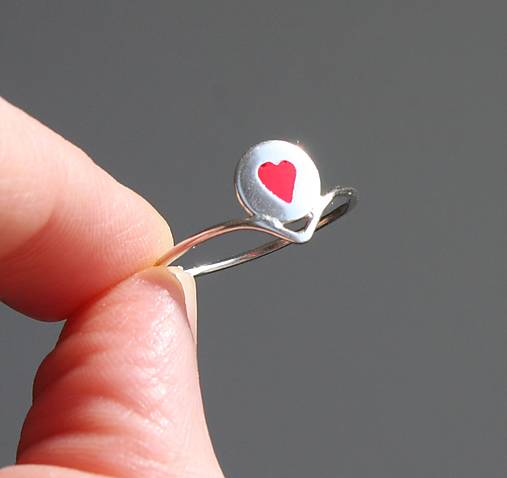 Prstene - Neónový strieborný prsteň - ružové srdce - 18273151_