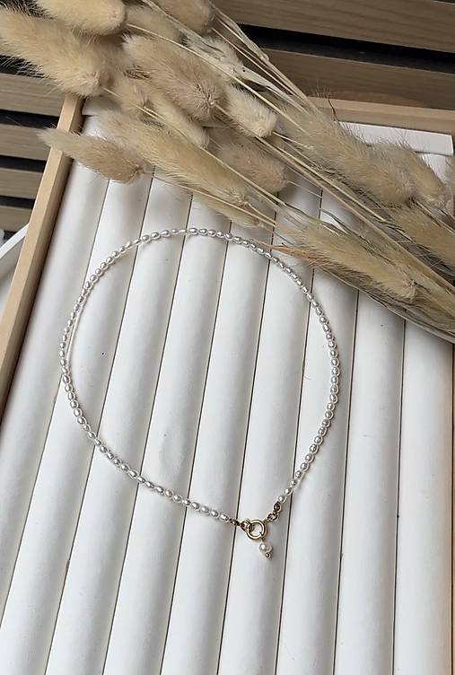 Perlový náhrdelník