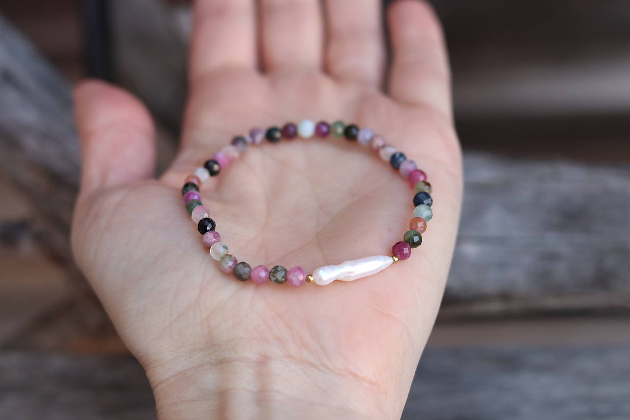 Náramok turmalín s perlou