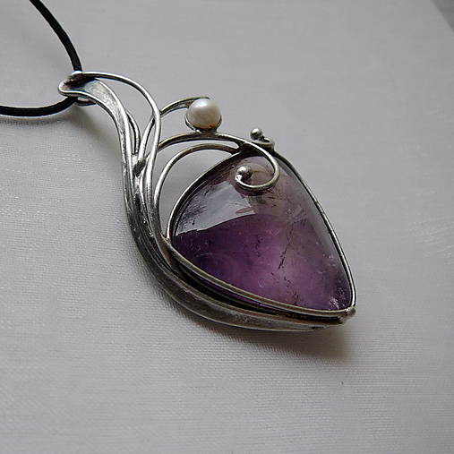 Náhrdelníky - Stajený kus slnka nosím - 18275635_