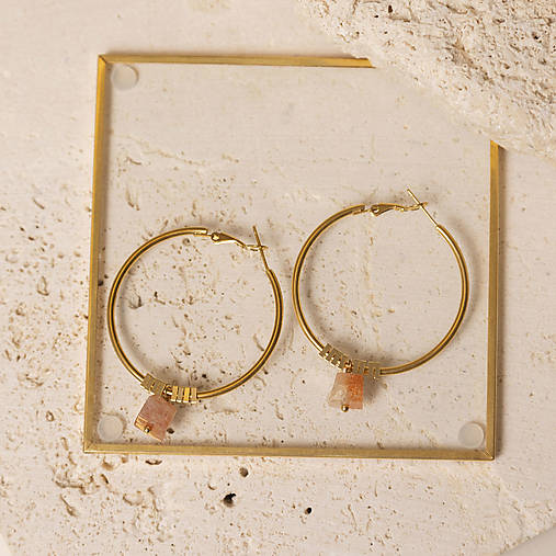 Kruhové náušnice s ružovým kremeňom – Line Cube