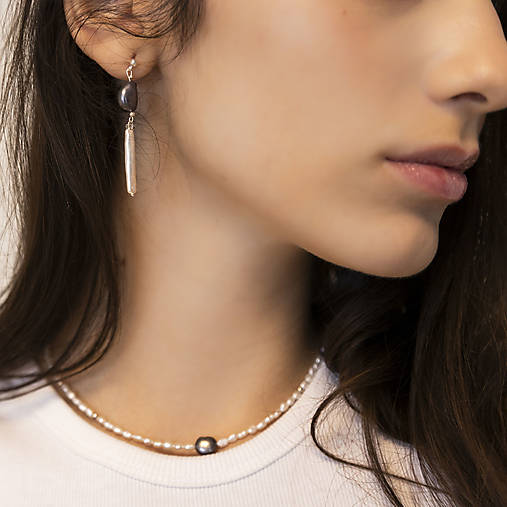 Strieborné náušnice s tmavou perlou – Silver Dark