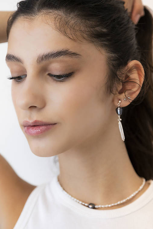 Strieborné náušnice s tmavou perlou – Silver Dark