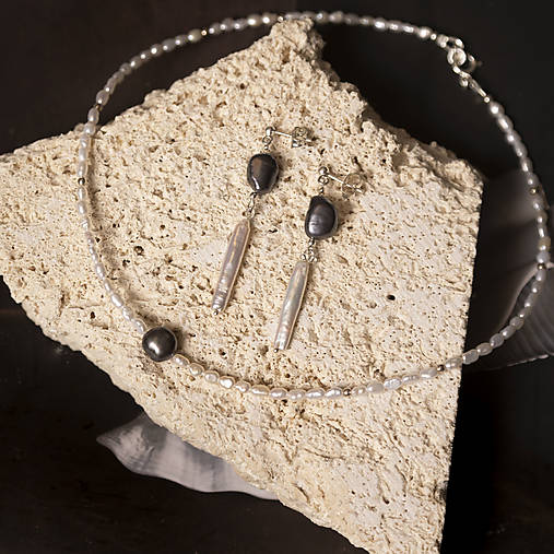 Strieborný náhrdelník s tmavou perlou – Silver Dark