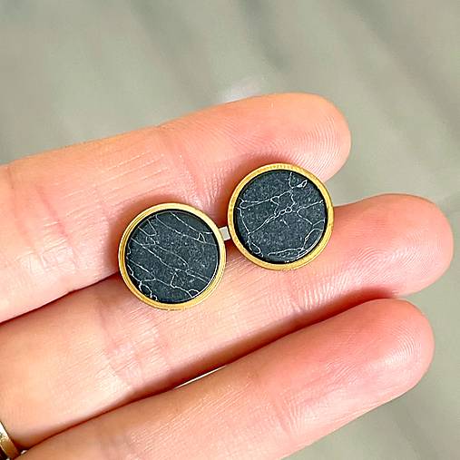 Steel Antracite Howlite Stud Earrings / Náušnice syntetický howlit, oceľ E015