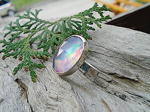 Strieborny prsteň Ag925  Aurora opál