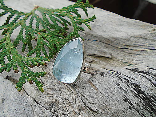 Strieborny prsteň Ag925 Akvamarín