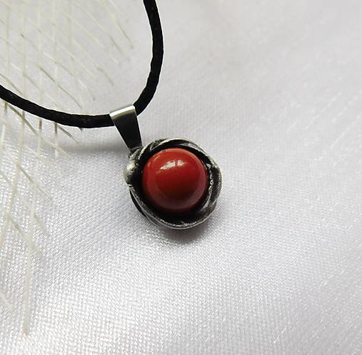 Náhrdelníky - Mini prívesok s jaspisom - 18278409_