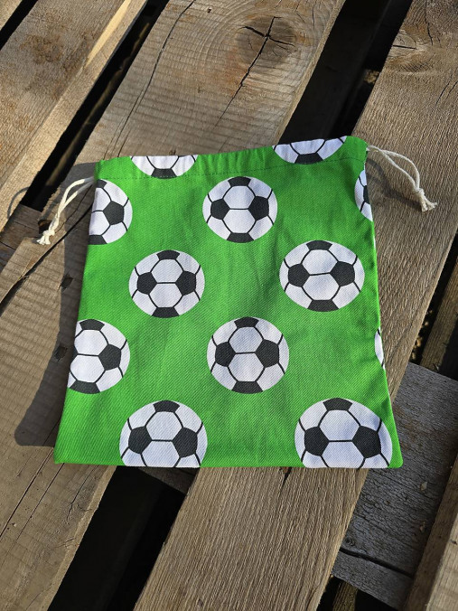 Úžitkový textil - vrecúško motív futbal .... - 18278700_