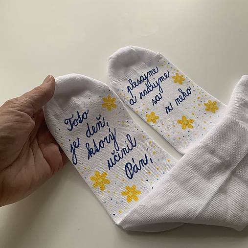 Motivačné maľované ponožky s nápisom na želanie