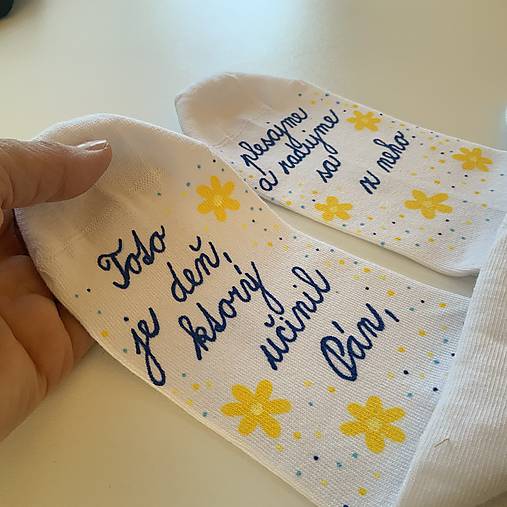 Motivačné maľované ponožky s nápisom na želanie