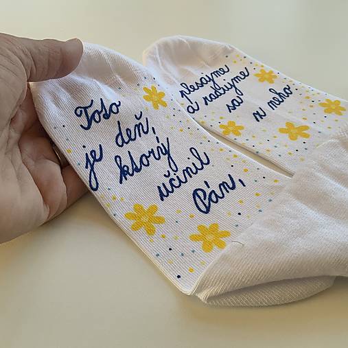 Motivačné maľované ponožky s nápisom na želanie