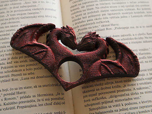 Papiernictvo - Držiak na knihu | Dragon Heart (Čierno-červená) - 18281637_