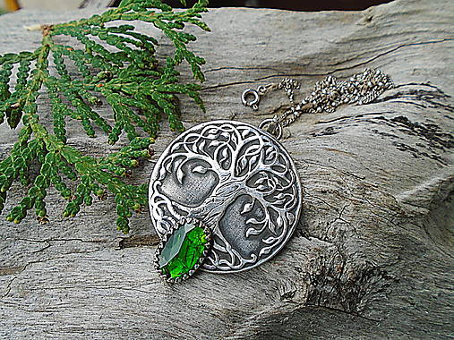 Strieborný prívesok Ag925 Strom života Chromdiopsid