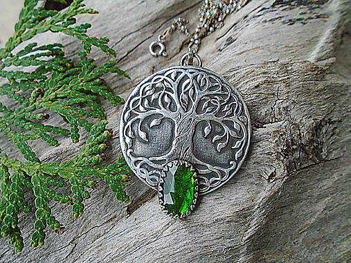 Strieborný prívesok Ag925 Strom života Chromdiopsid
