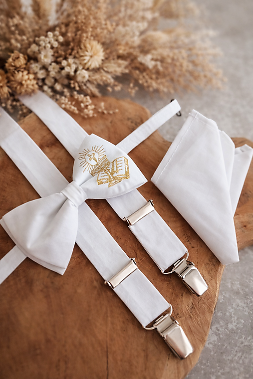 Detské doplnky - Detský motýlik traky a vreckovka na 1. sväté prijímanie - zlatý - kniha - vyšívaný - 18286531_