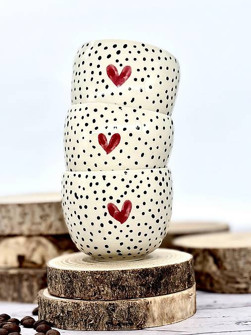 Čierne Bodky - pohárik lungo (150ml, bez uška)