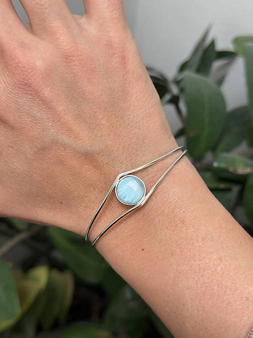 Strieborný 925/1000 náramok s larimarom