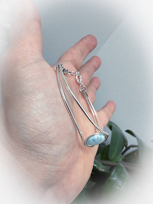 Strieborný 925/1000 náramok s larimarom